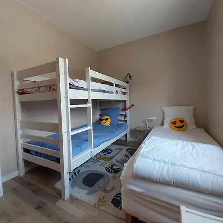 Сasa de vacaciones Jolie Maison Moderne Avec Piscine Chauffée 4 Ch Et Jardin