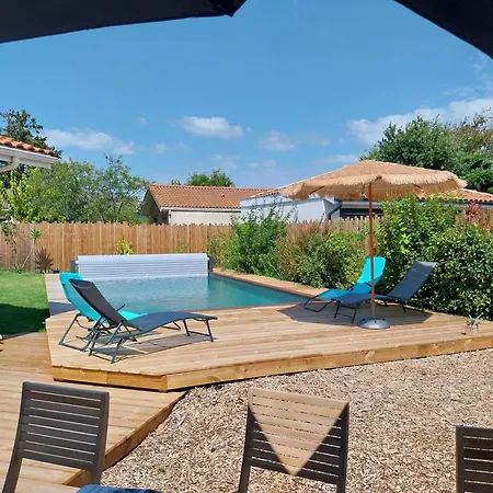 Jolie Maison Moderne Avec Piscine Chauffee 4 Ch Et Jardin Holiday home Mimizan